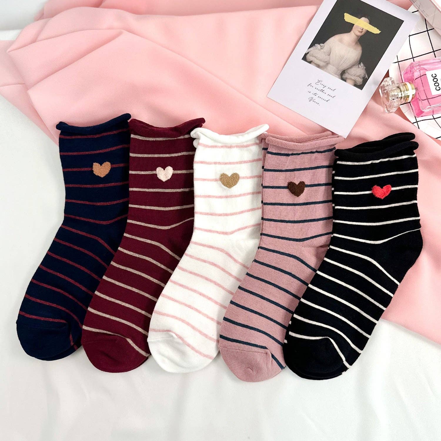 7DAYSSOCKS - Wholesale Socks - Women's - Women's Crew Rolling Heart Socks5