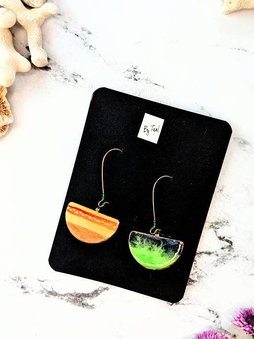 Boucles d'oreilles légères et réversibles Sunvine pour la vente par By Taal