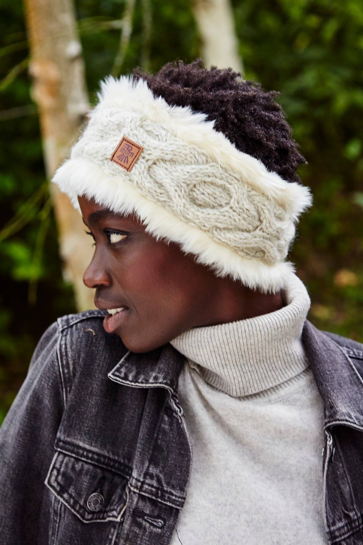 Gruau Chamonix - Bandeau d’hiver tricoté en fausse fourrure avec motif torsadé en vente sur Faire3