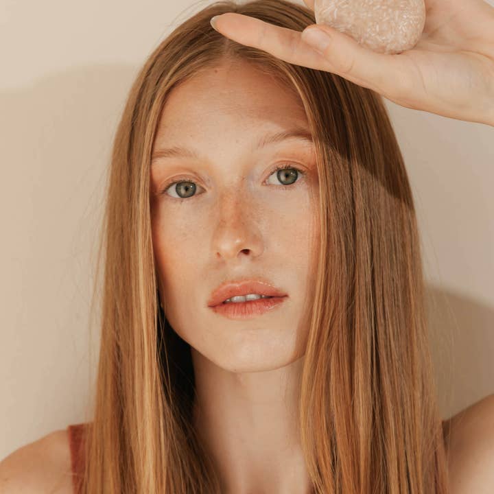 Good Juju Body & Home - Wholesale Shampoo Puck/Solid Shampoo - Volumizing Shampoo Bar for Fine or Thinning Hair2