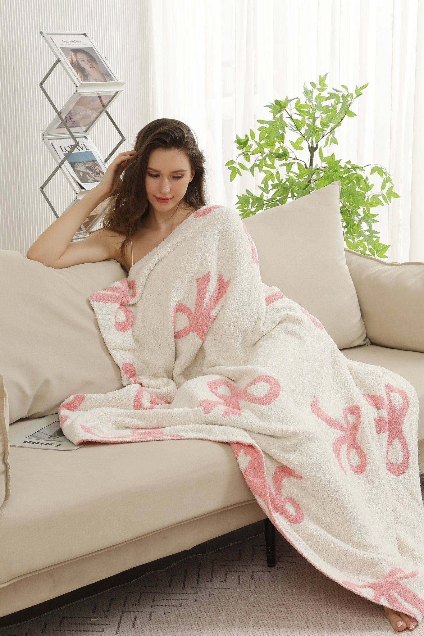 MiMi Wholesale - Wholesale Throw Blanket - JCL6020 Super Lux Pink Ribbon Blanket2