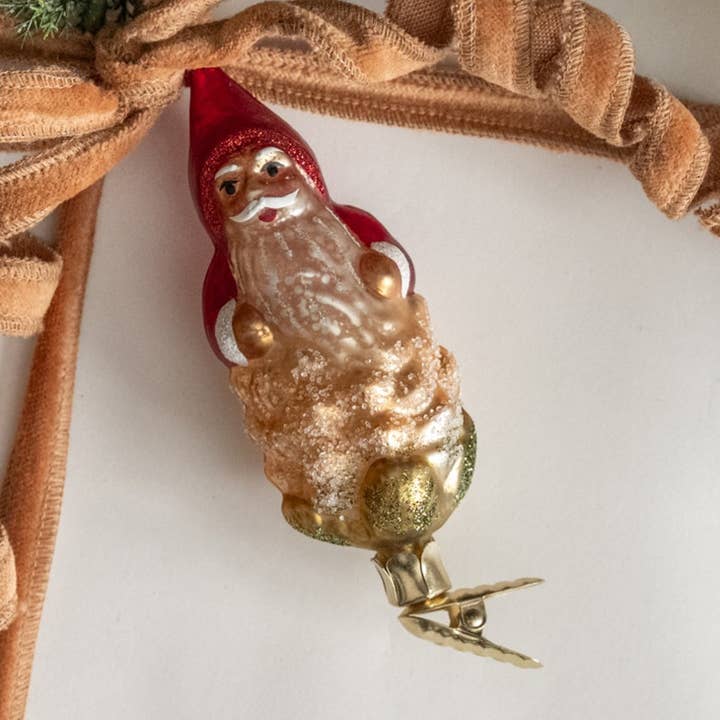 KLEMME PÅ JULEMAND KOGLEPYNT for engroshandel hos Ragon House