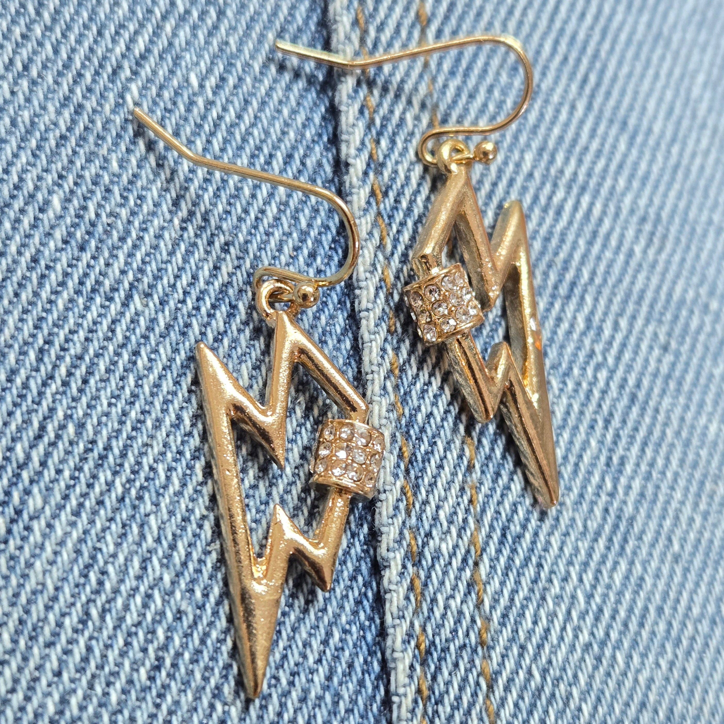 Greater Goods Imports & Wholesale - Wholesale Dangle Earrings - E1092 QE1715 Lightning Bolt Design Drop Dangle Hook Earrings0