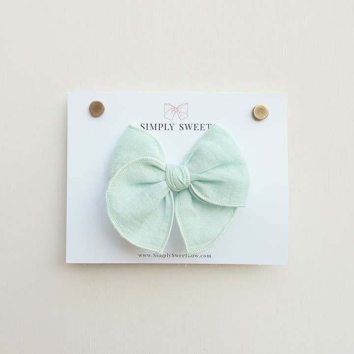 Birdie - Arc Tranchant pour la vente par Simply Sweet Bow