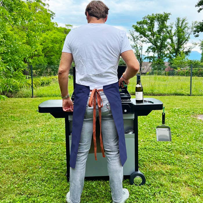 PrimeCuts - Wholesale Apron - “MONTMARTRE” kitchen apron1