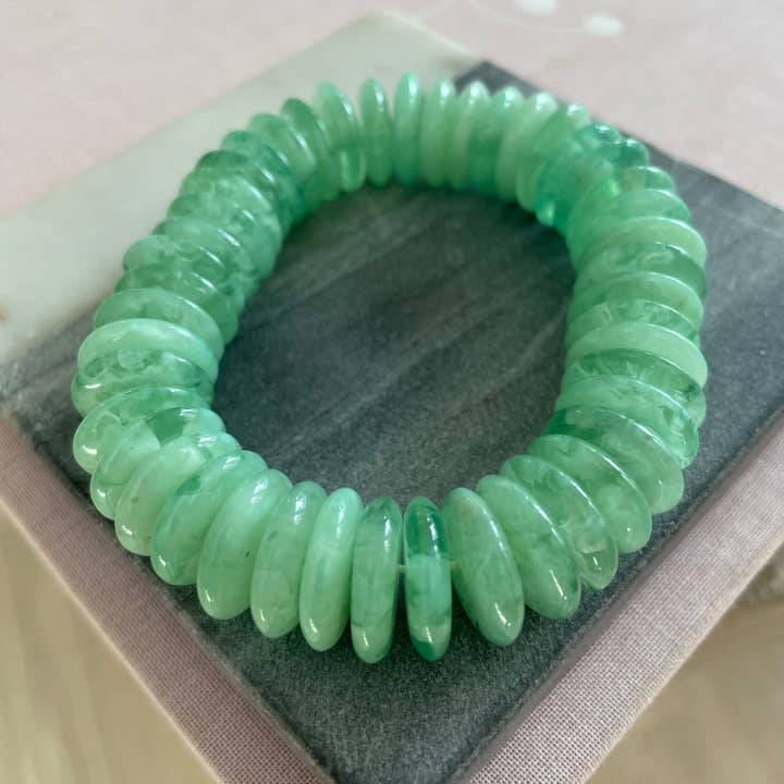 Bracciale in Resina Bella per la vendita all'ingrosso da parte di Erin McDermott Jewelry