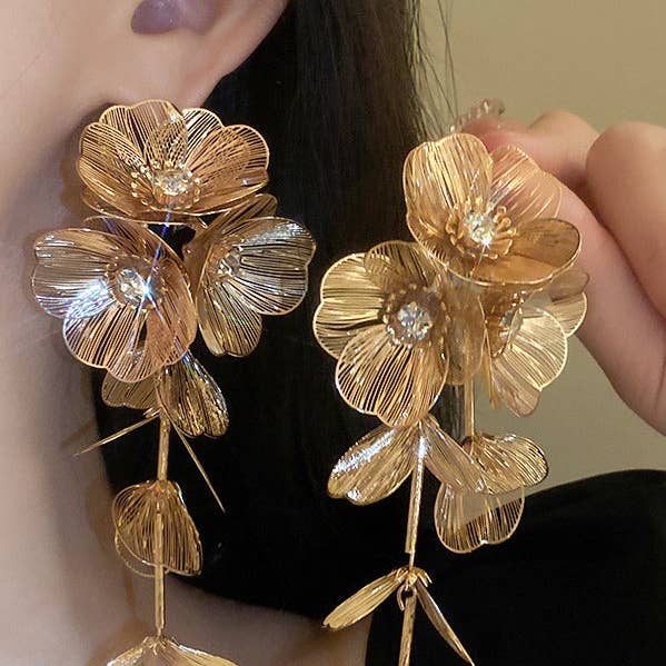 Flower Shape Geometric Rhine Stones Drop Earrings for wholesale by UZ Wholesale Store
