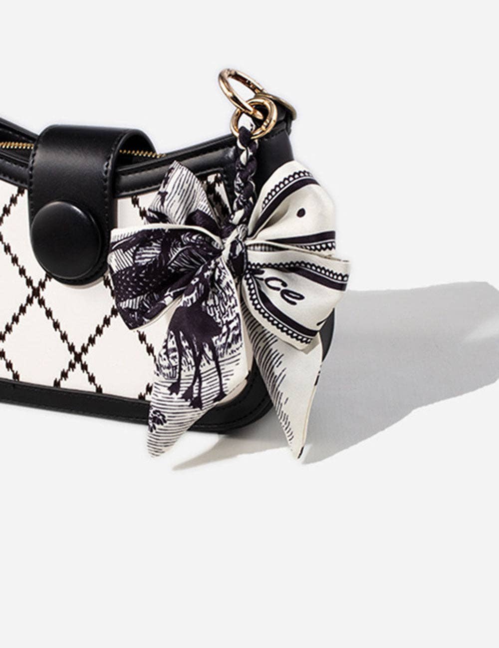 Dipped Shop - Vendita all'ingrosso Accessorio per borsetta - Donna - Ciondolo per Borsa con Fiocco e Stampa di Pizzo Vintage DP25D6768