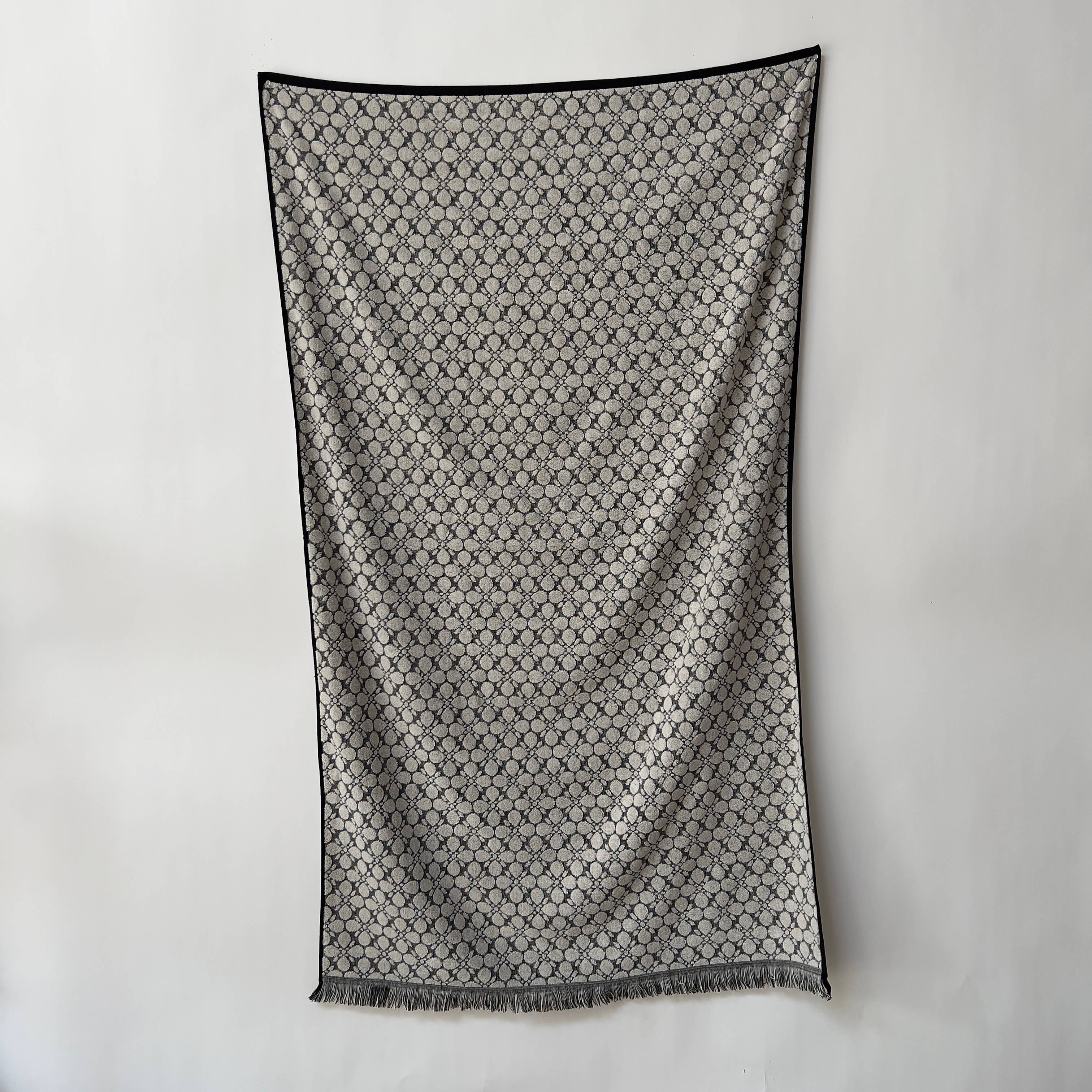 The Loomia - Wholesale Beach Towel - OUTLET- Terry Beach-Pool Towels with some Small Defects14