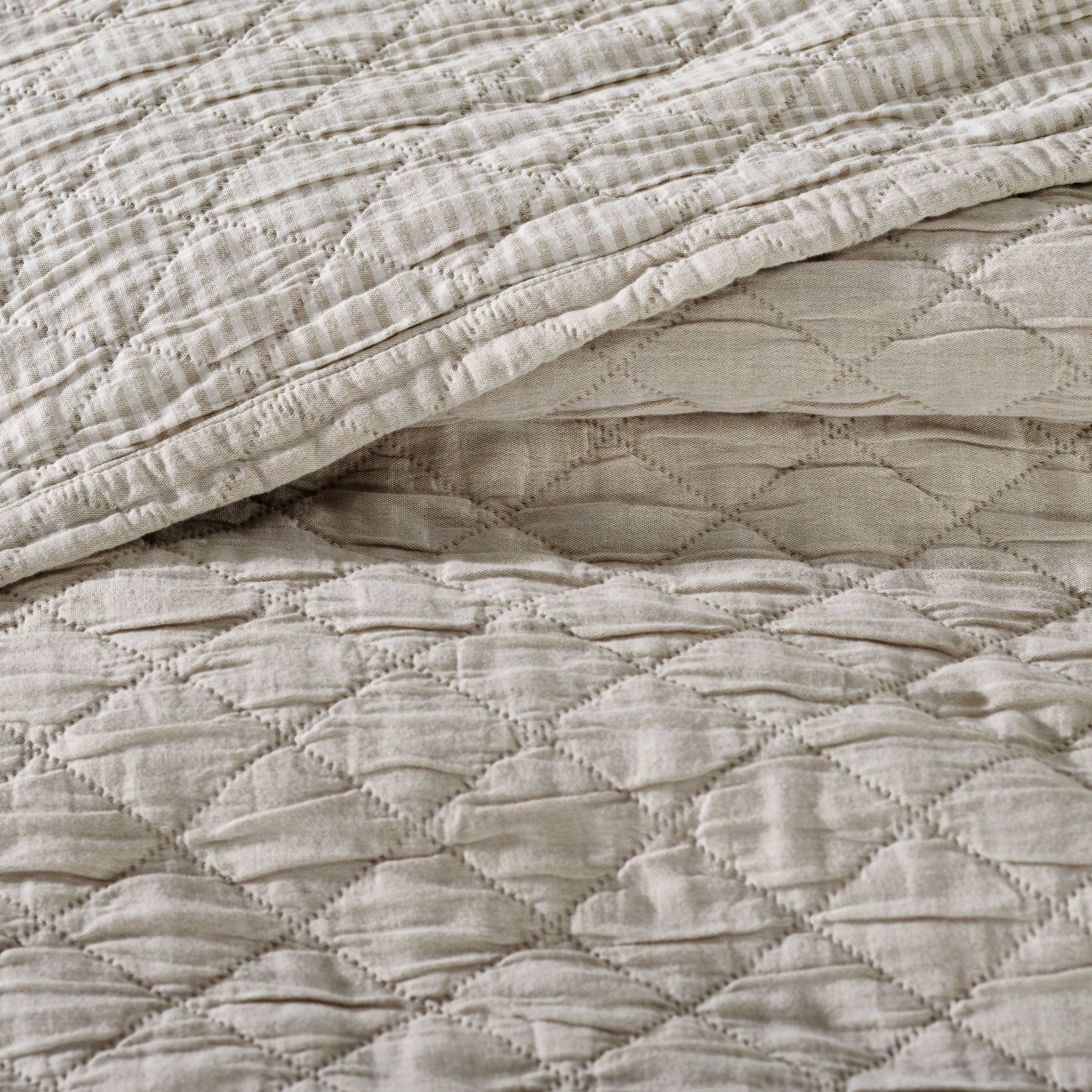 India's Heritage - Wholesale Quilt - Colmar Quilt and Shams, Natural3