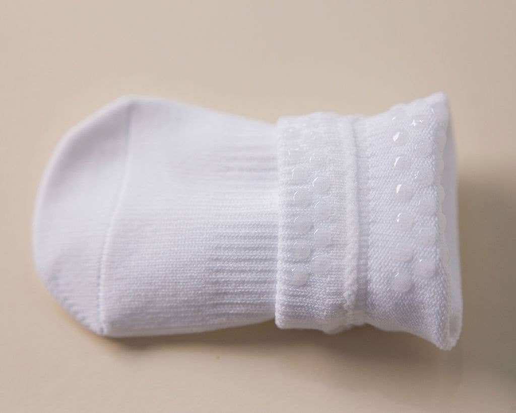 squid socks – Engroshandel Strømper - Børn og baby – Cleary - Hvid skridsikker silikonegreb til baby, børns ankelstrømper1