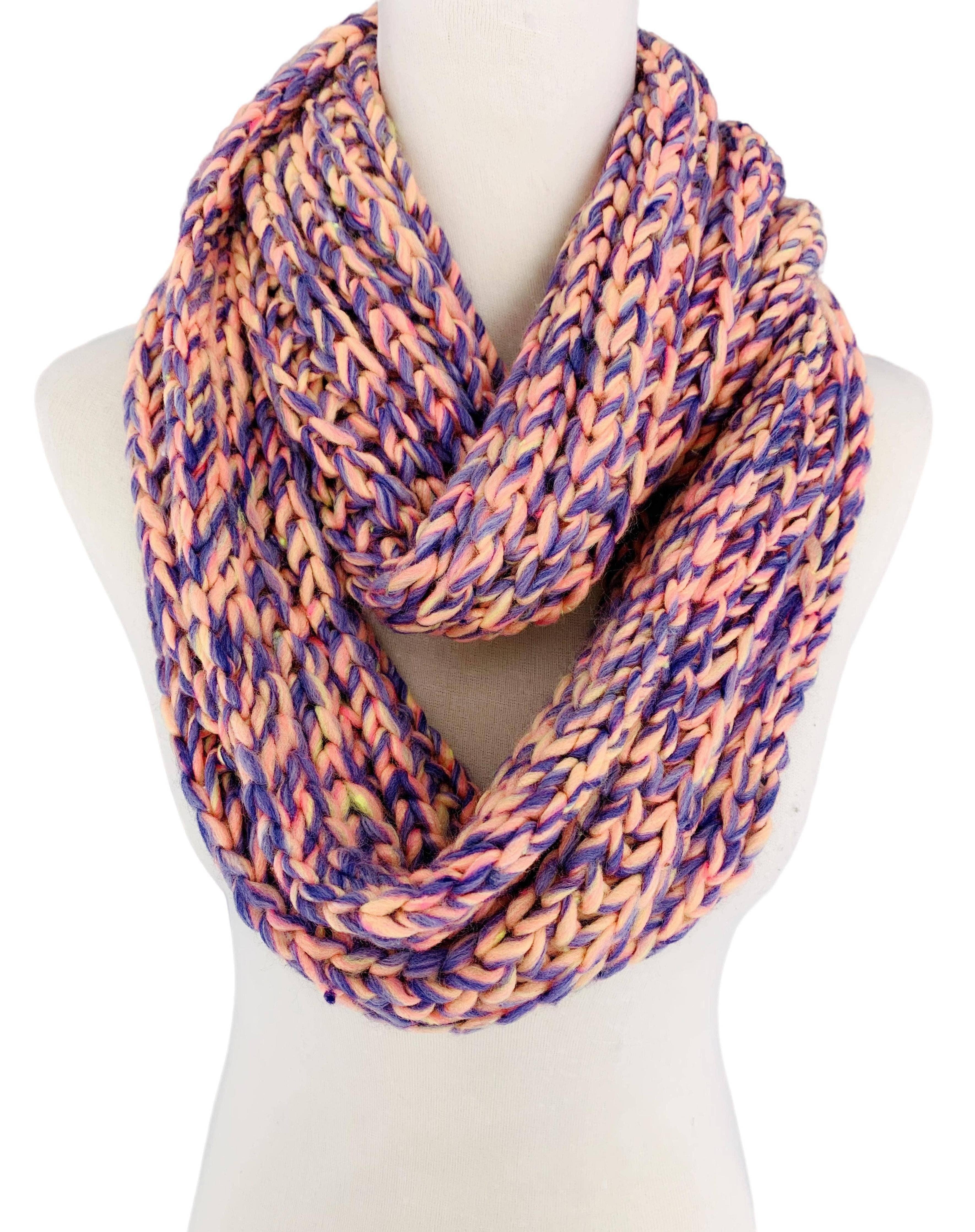 JC Sunny Fashion – wholesale Scarf – Women's – JC011006 Chunky Yarn Knit Infinity Scarf6
