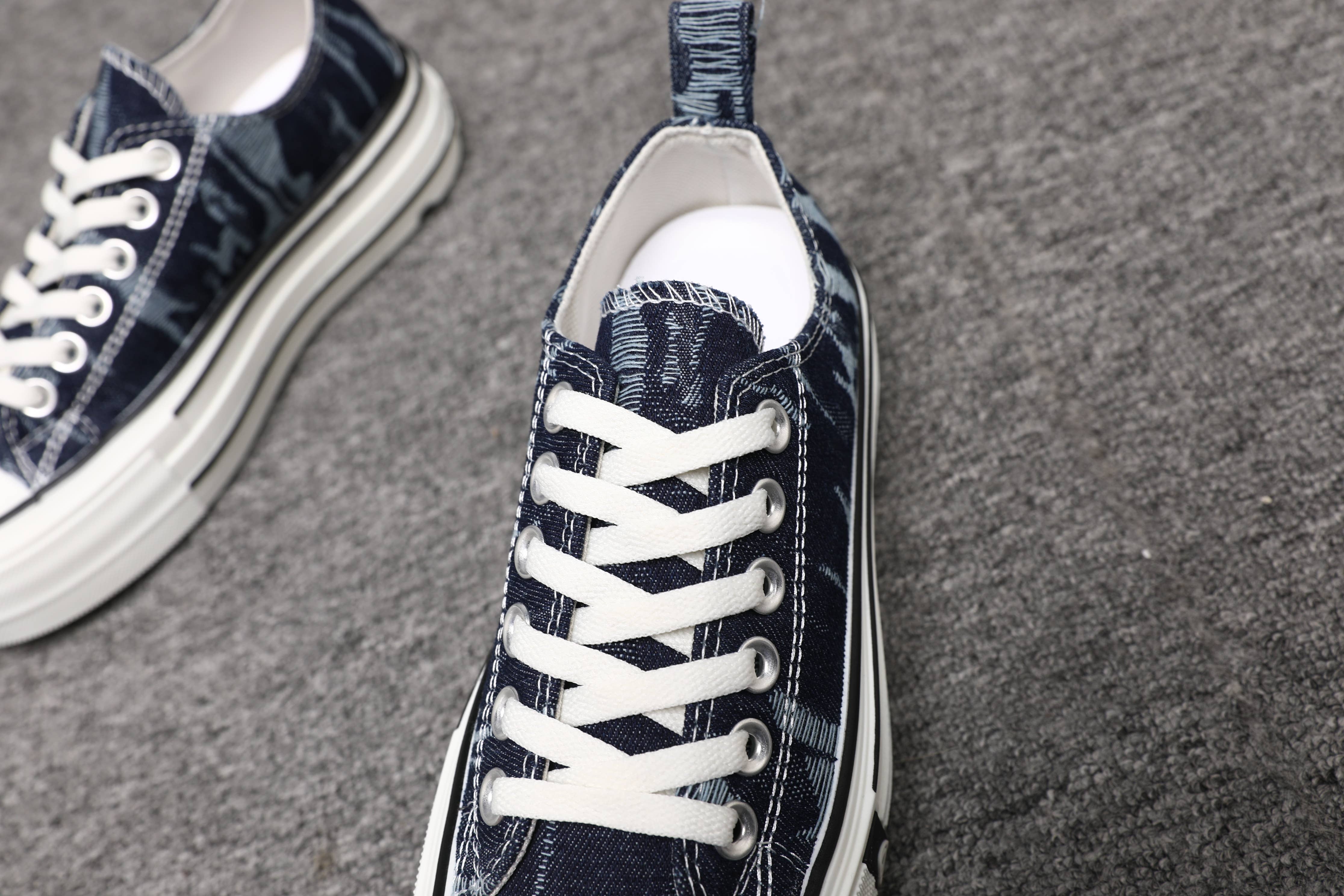 Top Staka - Wholesale Sneakers - Dames - Top Staka damessneakers van canvas met chunky plateauhak11