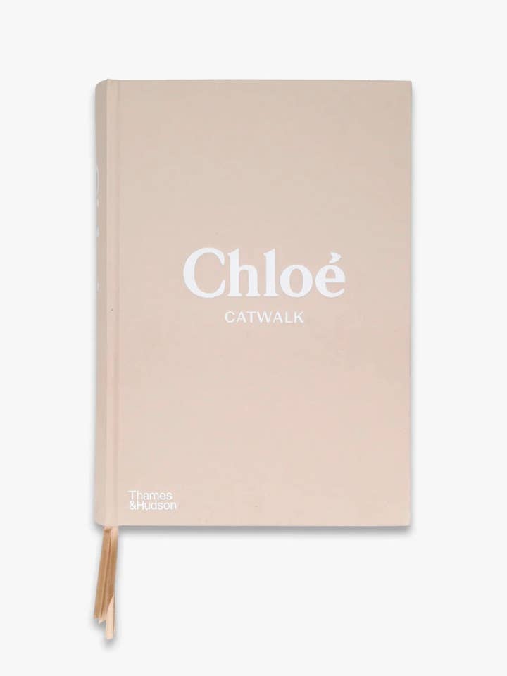 Chloé Catwalk (Catwalk) for wholesale by Thames and Hudson