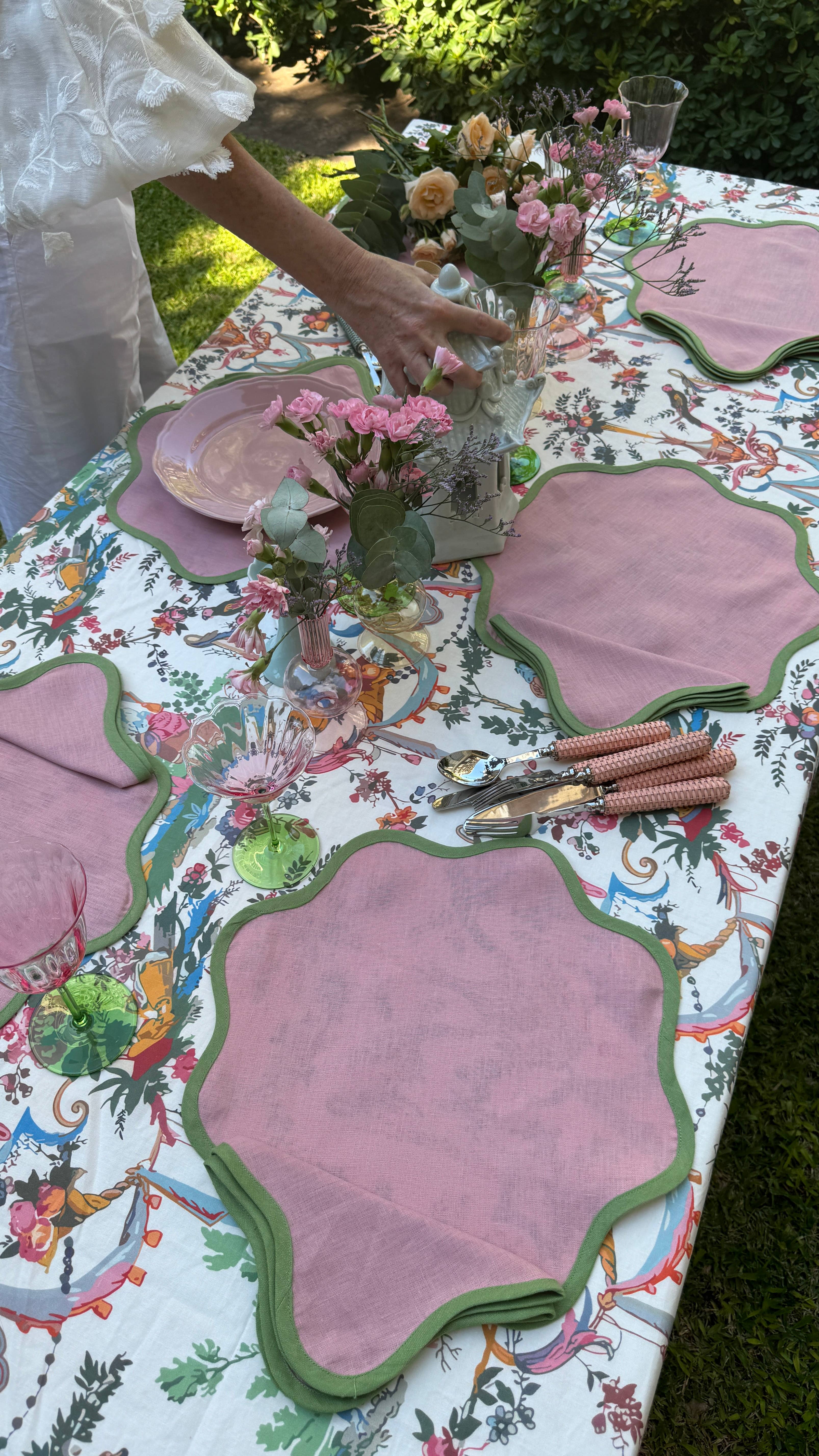 Duggan Society - Wholesale Tablecloth - Toile tablecloth3