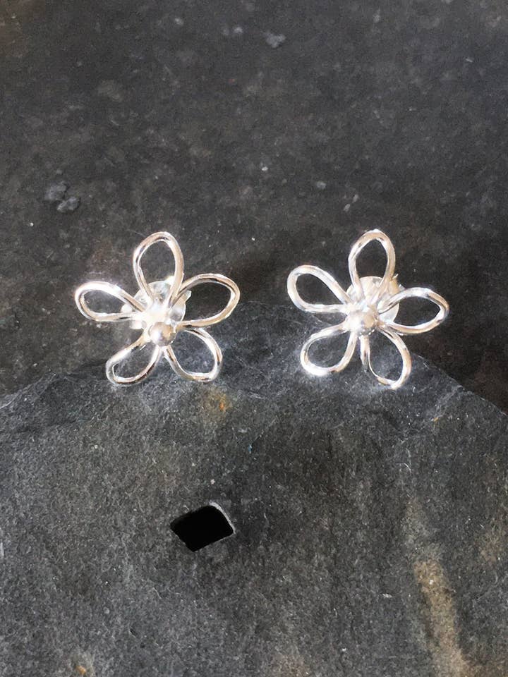 Perno metallico S401B-Daisy per la vendita all'ingrosso da parte di Bluelily925silver