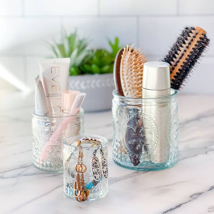 Kate Aspen - Wholesale Candle holder - Nesting Vintage Clear Glass Tea Light Holder (Set of 3)3