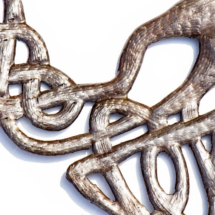 Global Crafts - Vente Décoration murale - Art mural tambour en métal d'arbre de vie celtique 24"3