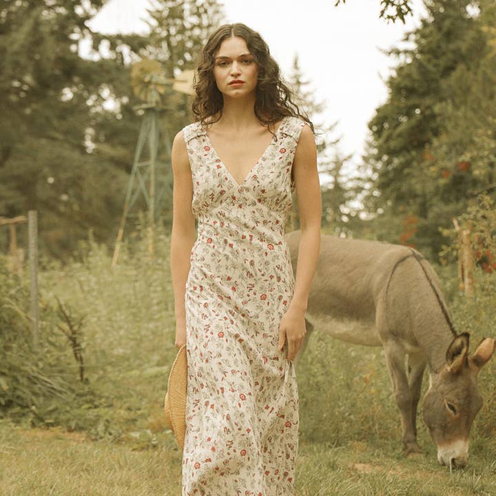 Atèlette - Wholesale Dress - Women's - Red and White Floral Sleeveless Slip Dress - Sandrine Dress