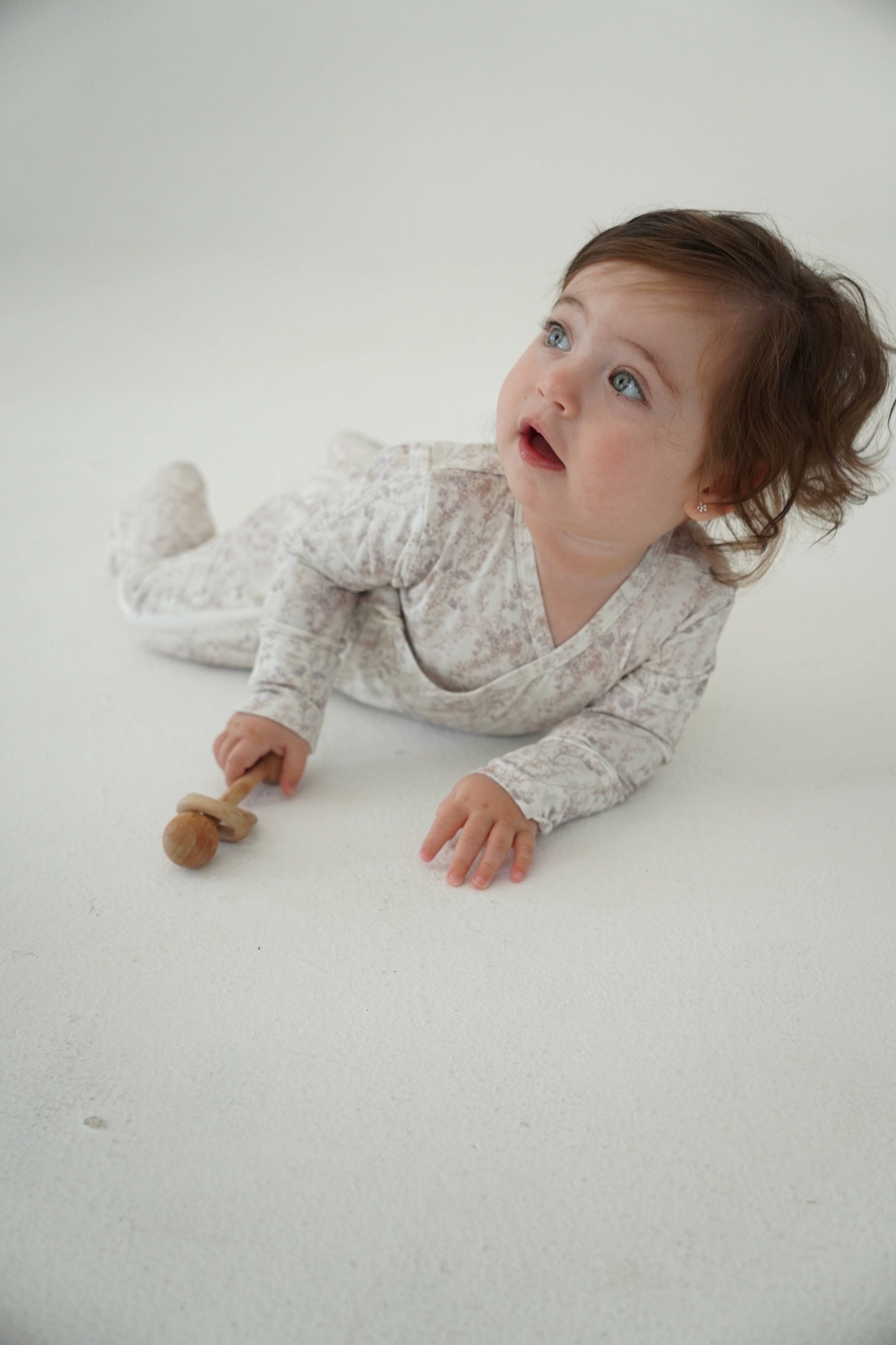 Little Threads - Wholesale Sleepsuit - Baby - Delicate Neutral Branches Bamboo Wrap Footie3
