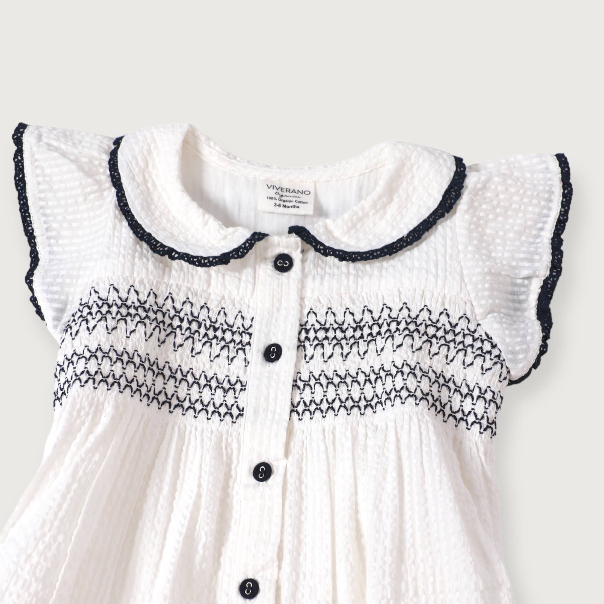 Bianco Off Abito da bambino Celine bianco in seersucker con camicia e Bloomer Organic in vendita all'ingrosso su Faire3
