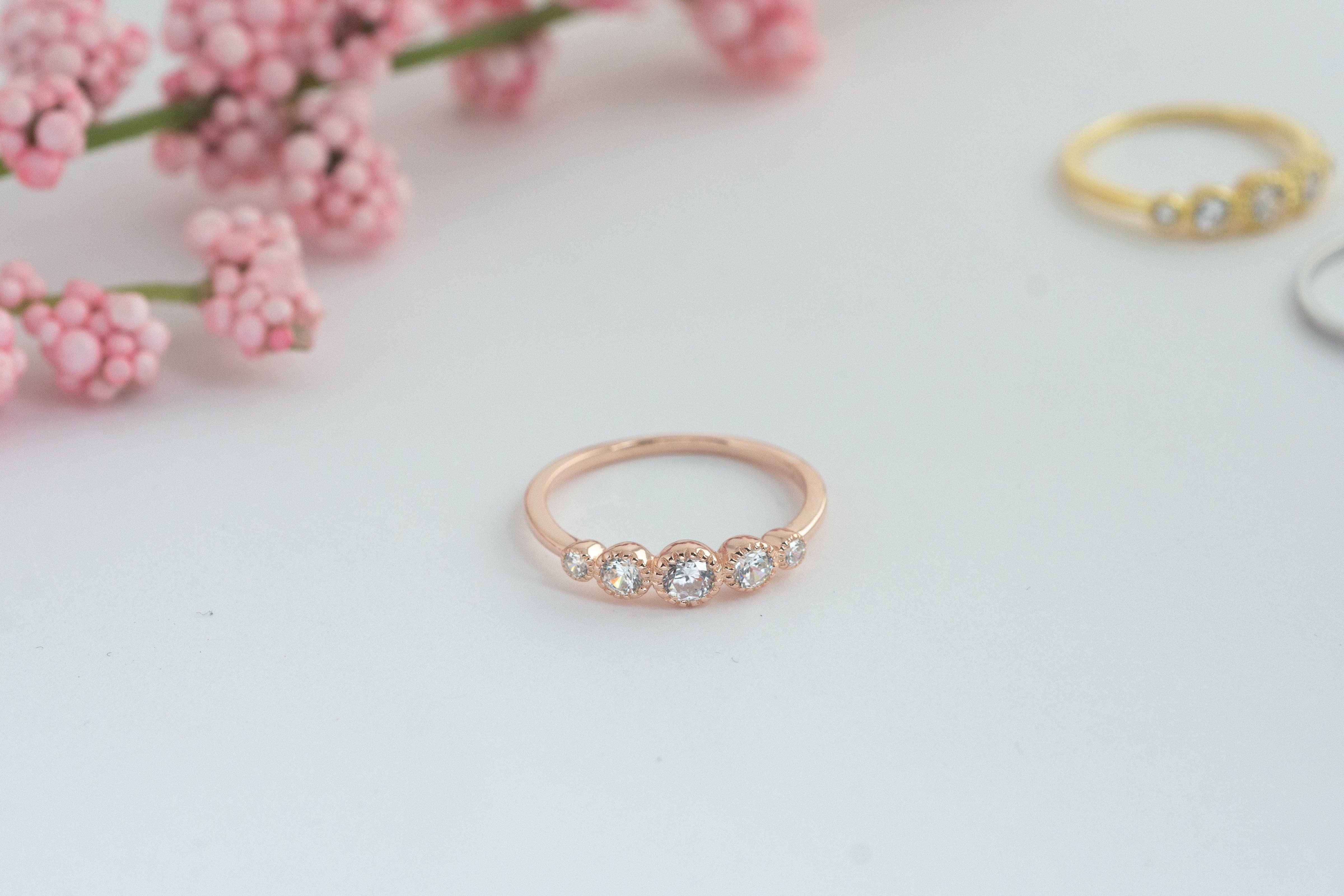 Sami Jewels - Vendita all'ingrosso Anelli multipietra - Anello con castone 59