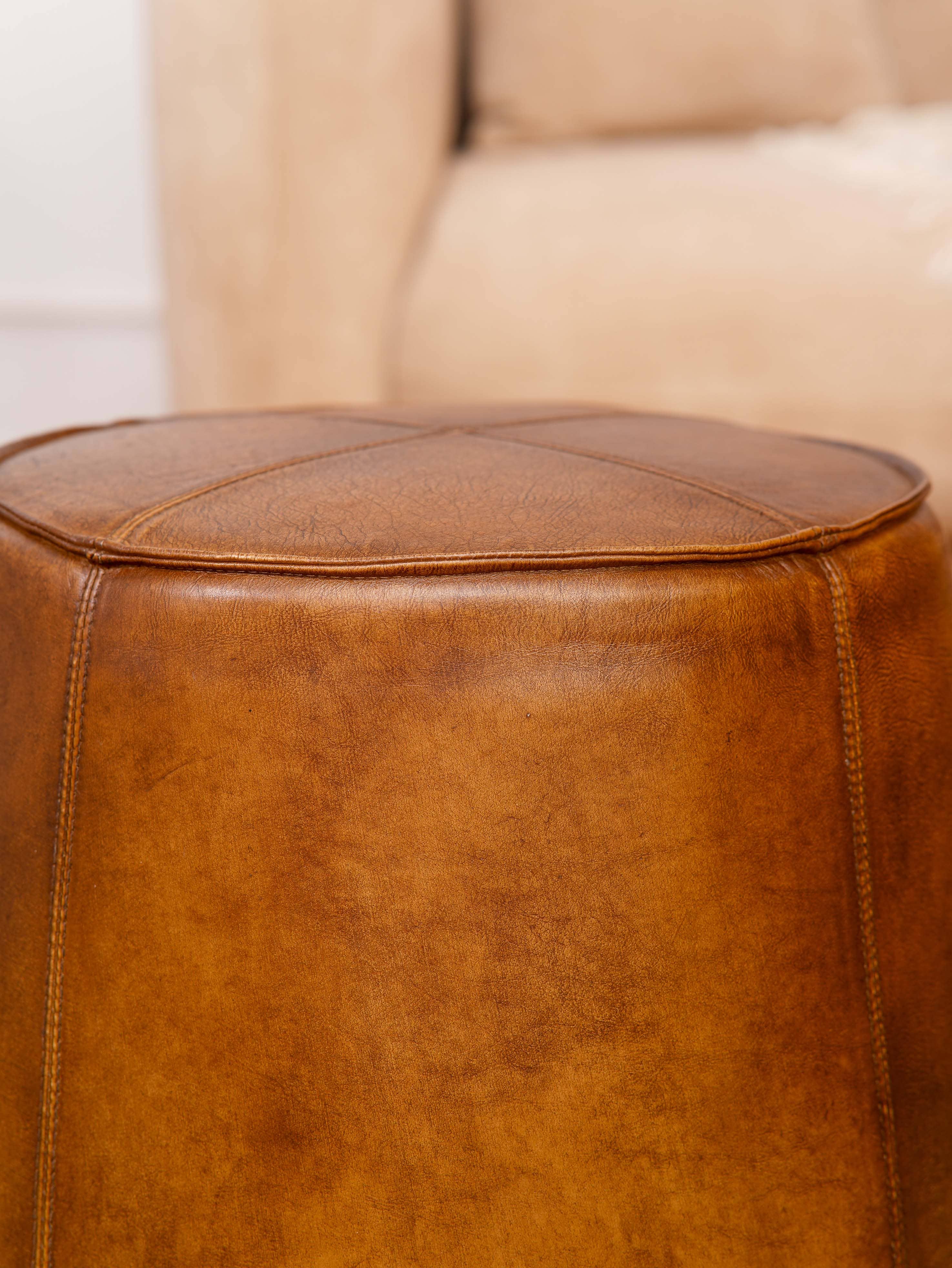 BBH Homes LLC - Vente Pouf - Pouf en cuir de buffle 22,5 x 22,5 x 213