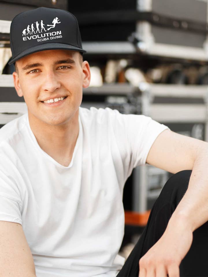 Evolution Of Scuba Diving Baseball Cap Fødselsdagsgave Mænd & Damer for engroshandel hos Print4U