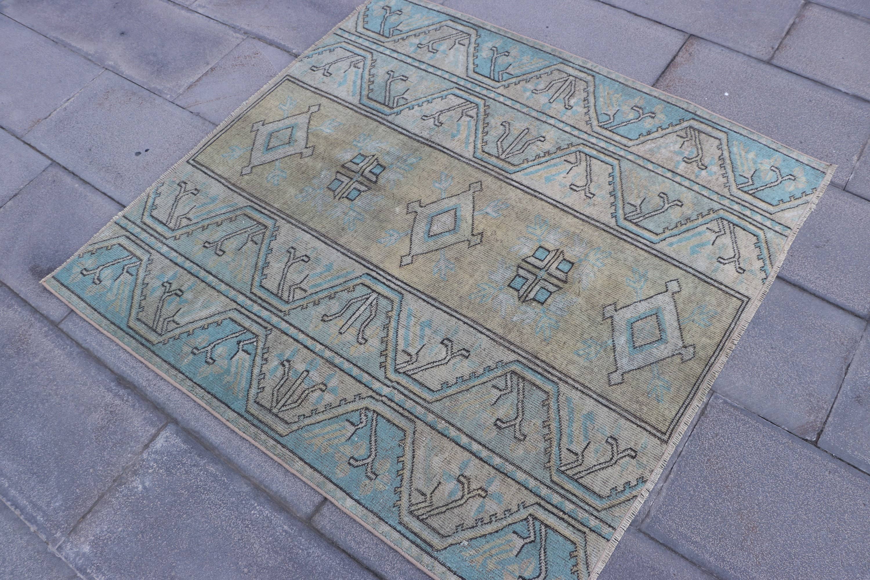 The Loom Wholesale - Wholesale Area Rug - Turkish Wool Accent Rug, Vintage Anatolian Aztec Design1