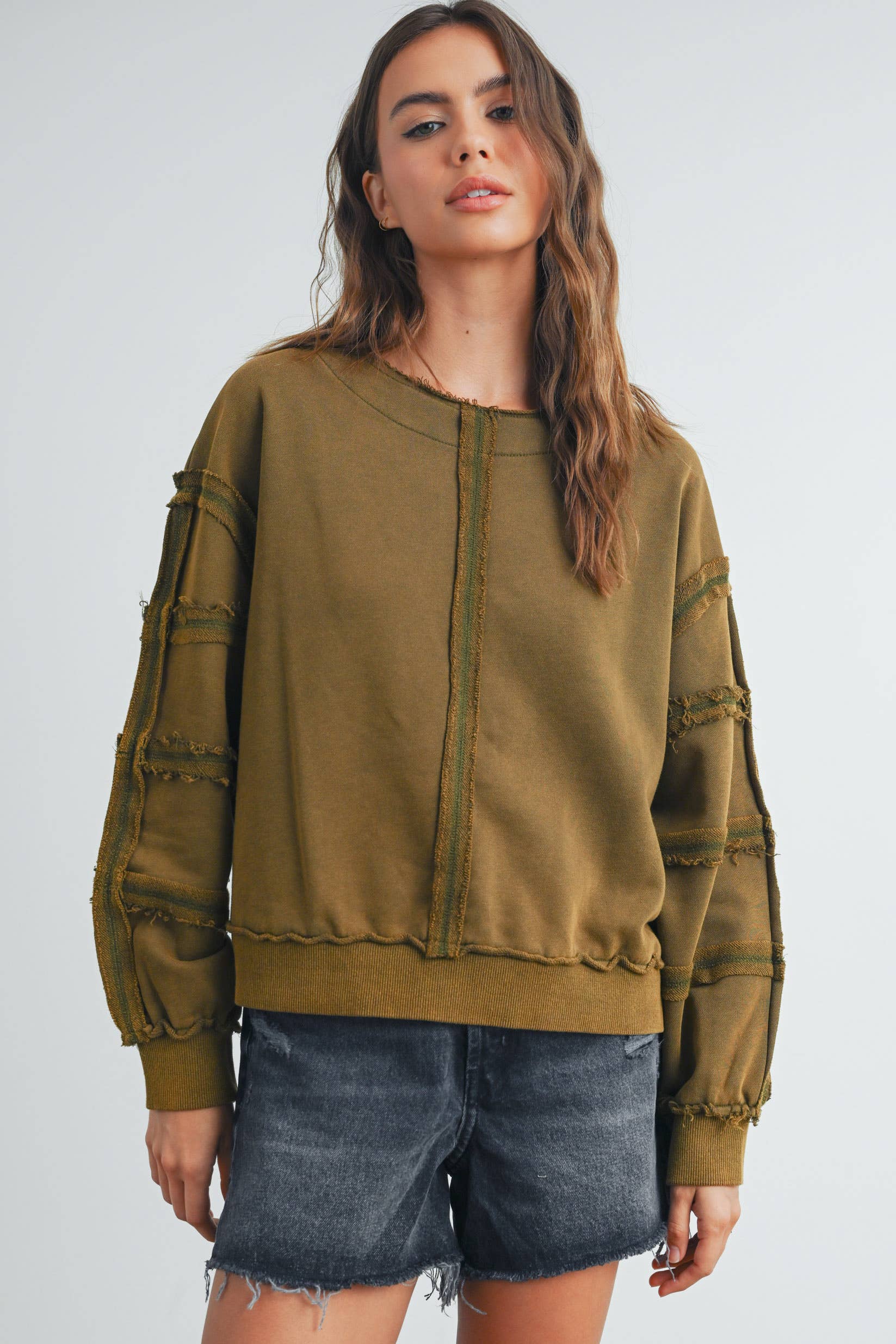 BUTTERMELON - Wholesale Sweatshirt - Women's - Washed French Terry Round Neck Pullover - BMT73013