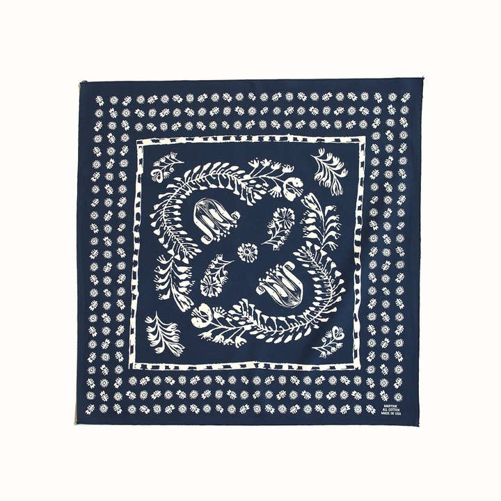 Abracadana – wholesale Bandana – Unisex – Navy Floral Bandana3
