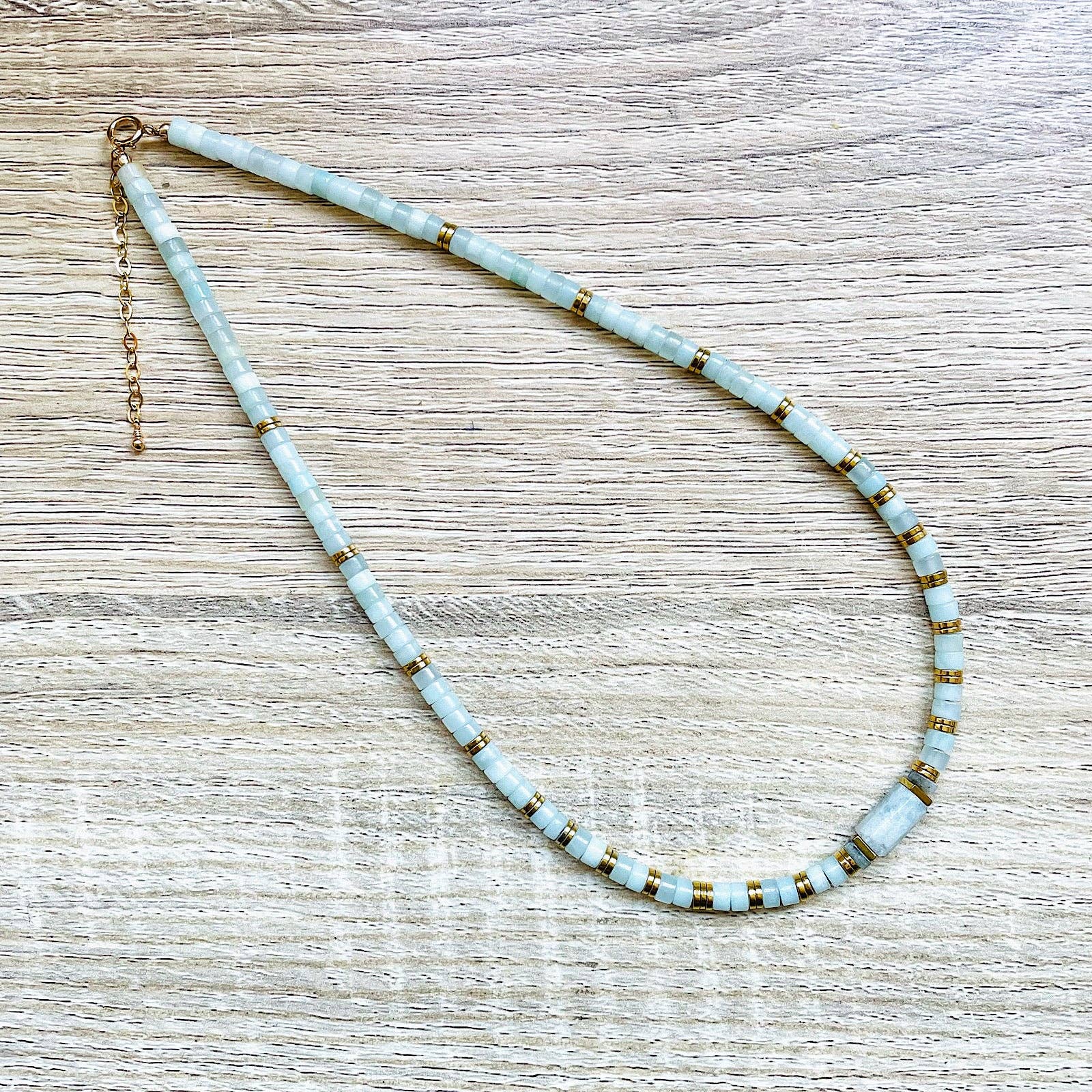 YSIE – wholesale Pärlband/Pärlhalsband – Jane Amazonite Hematit guldpläterat halsband1