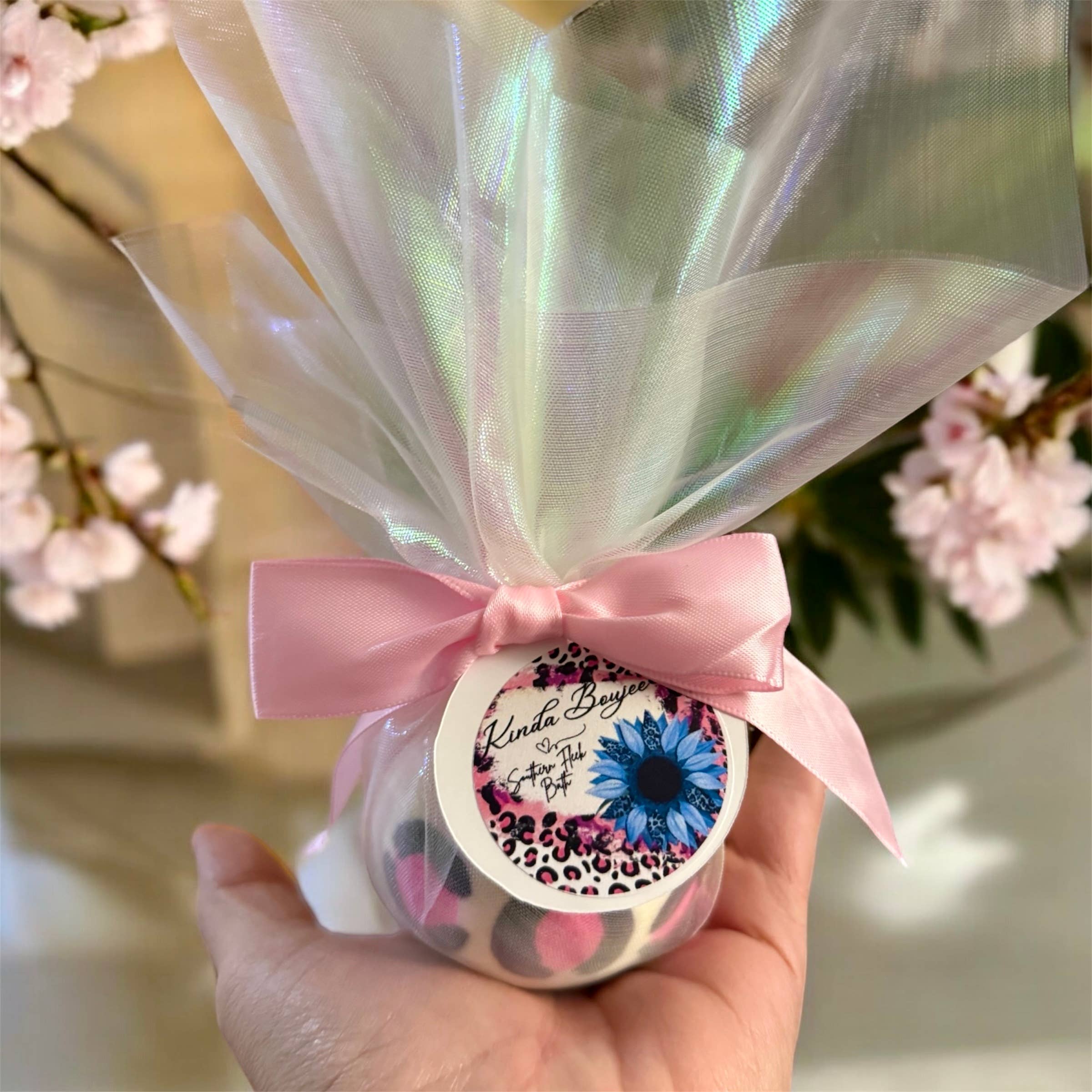 Southern Fleek Bath LLC - Wholesale Bath Bomb/Fizz - Kinda Boujee Round Bath Bomb 3