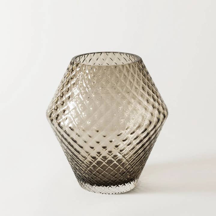 Smoke Crystal Vase for wholesale by Âme Atendre