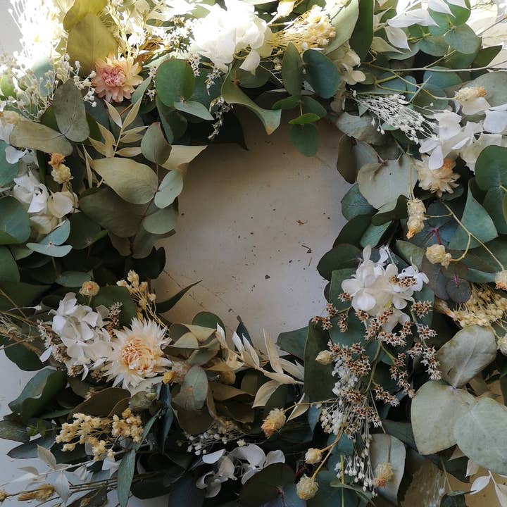 CÉSARINE - Wholesale Wreath - Eucalyptus crown & dried flowers - JUNE