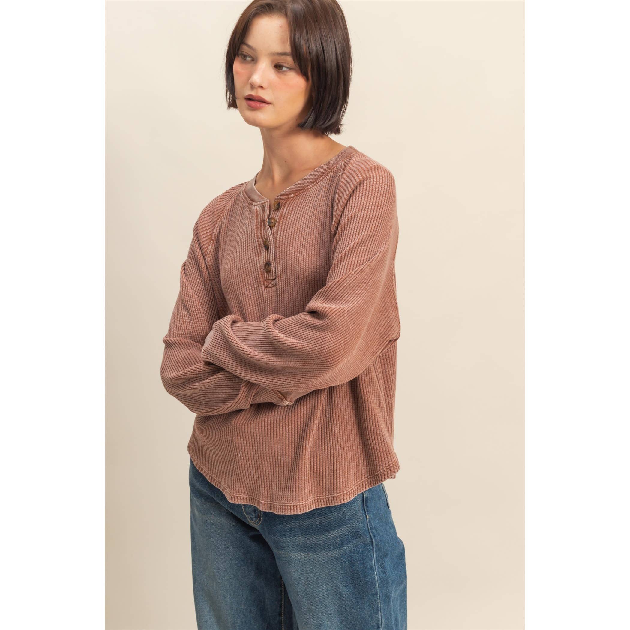 Double Zero - Wholesale Sweatshirt - Women's - Mineral Washed Henley Waffle Raglan Sleeve Top17