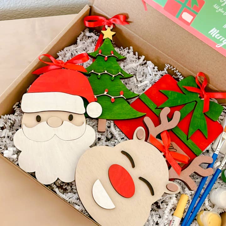 OBX Prep - Wholesale DIY Craft Kit - Christmas Kids' Ornament DIY Painting Kit w Santa, Reindeer,12