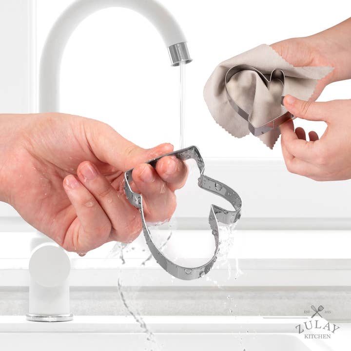 Zulay Kitchen - Wholesale Biscuit cutter - Metal Christmas Cookie Cutters (14-Pieces)6