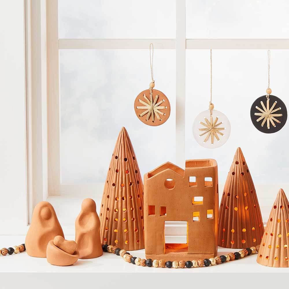 SERRV International - Wholesale Nativity Scene Decor - Matoko Terracotta Nativity1