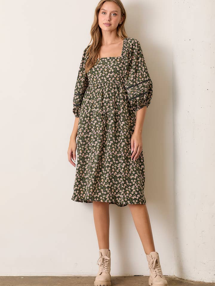 JURK MET BLOEMENPRINT voor wholesale door Polagram by Wellmade USA