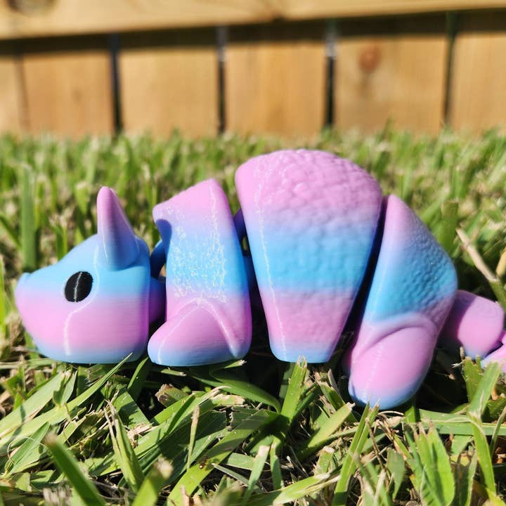 Altered Matter - Wholesale Decorative Figurine - Baby Armadillo- 3D Printed Decor