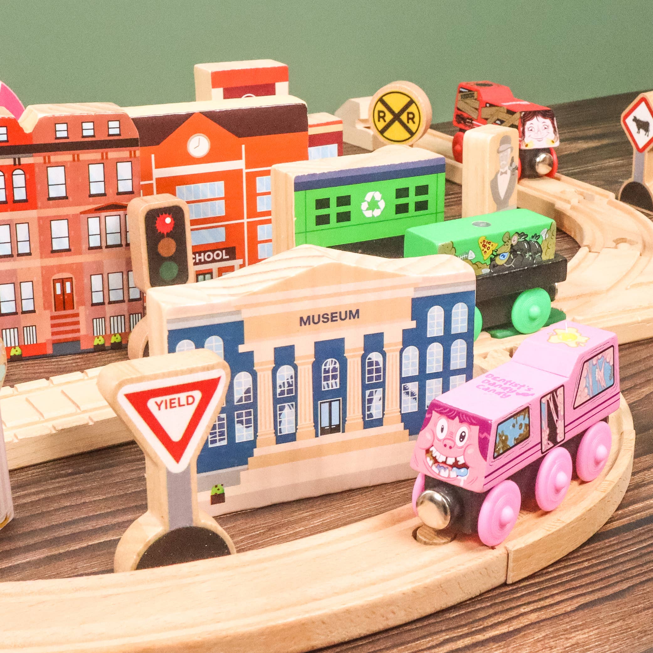 Twinkle Toys LLC - Wholesale Toy Set - Kids - 20 Piece Wooden City Play Set - Wooden Town Buildings 7