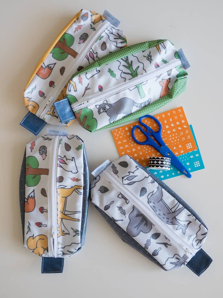 Etui Bosdieren kleurrijk met geel voor wholesale door Pêra Doce