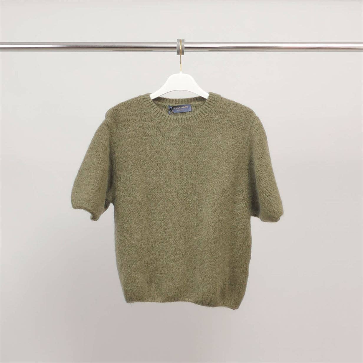 Cecile Wang - Wholesale Knit Sweater - Women's - Short-sleeve sweater in fluffy knit PJ24022A0