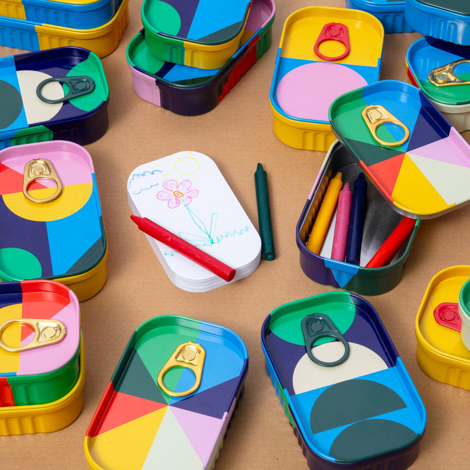 Block Design - Wholesale Art Set - Kids & Baby - Tinned Goods - Drawing Pad & Crayons3