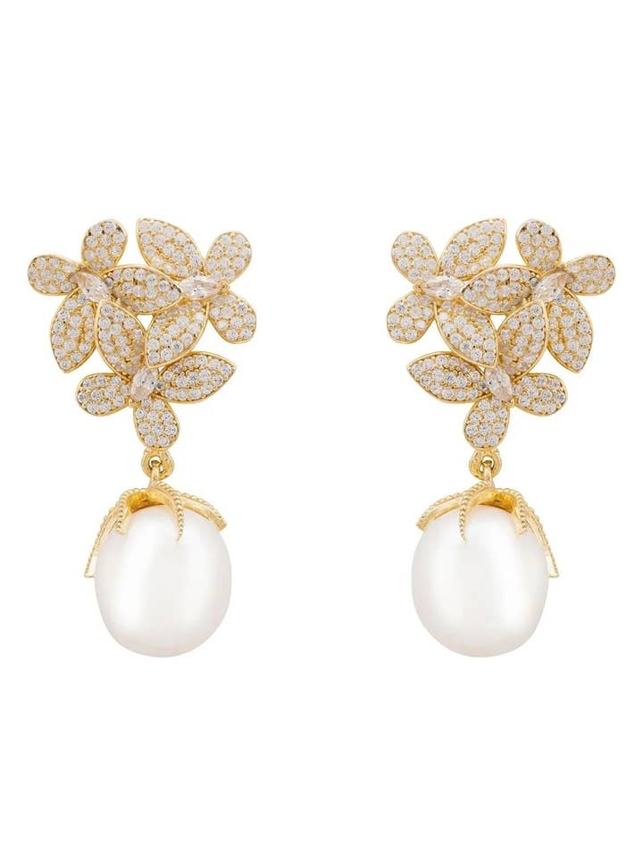 Flowers Pearl Earrings Gold White for wholesale by Latelita