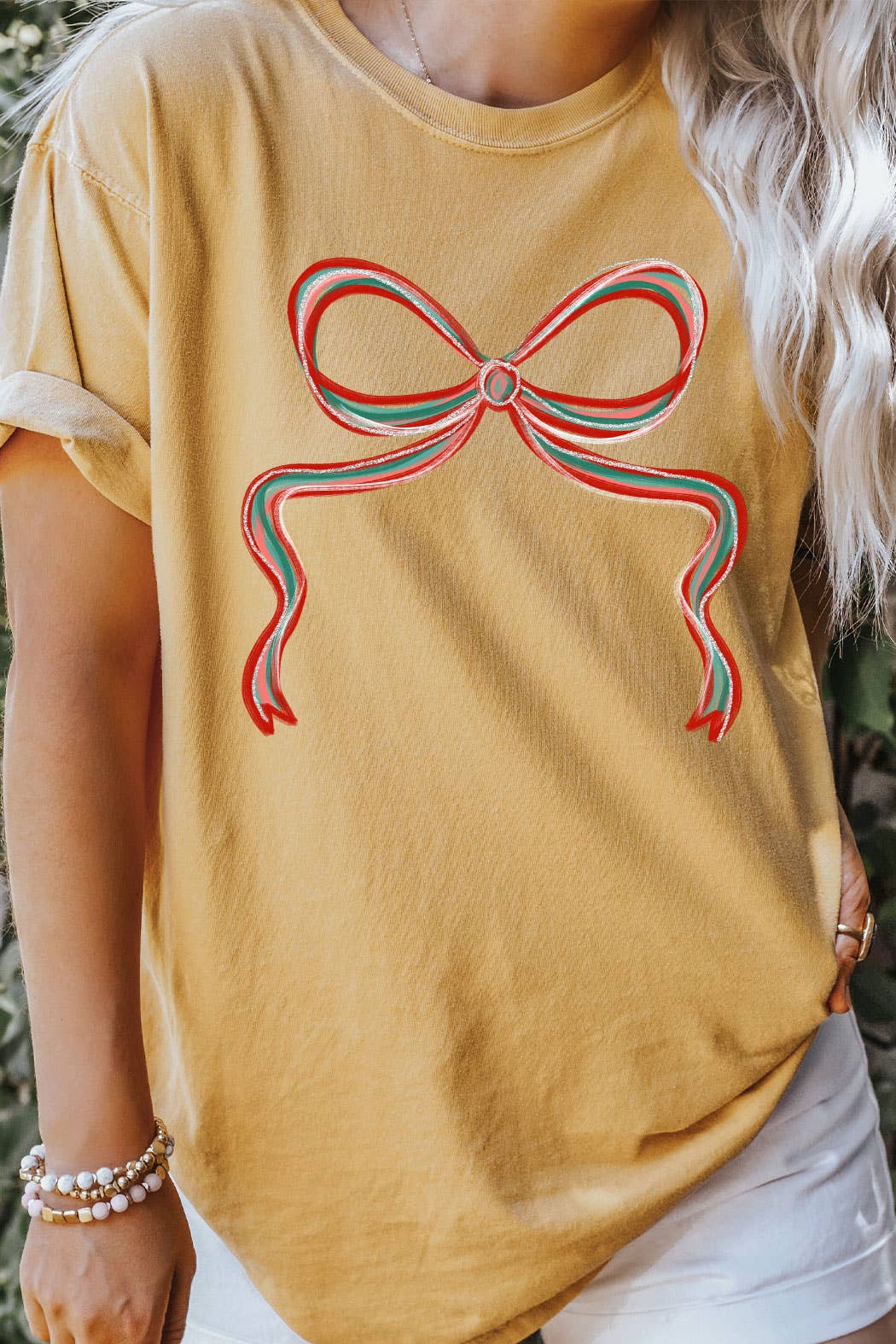 Kissed Apparel – wholesale Screen printed t-shirt – Women′s – Teal And Red Christmas Bow Comfort Colors Tee7