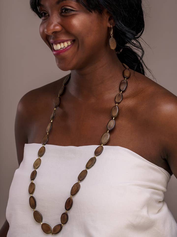 Collier Botanique pour la vente par Pretty Pink Eco-Jewellery