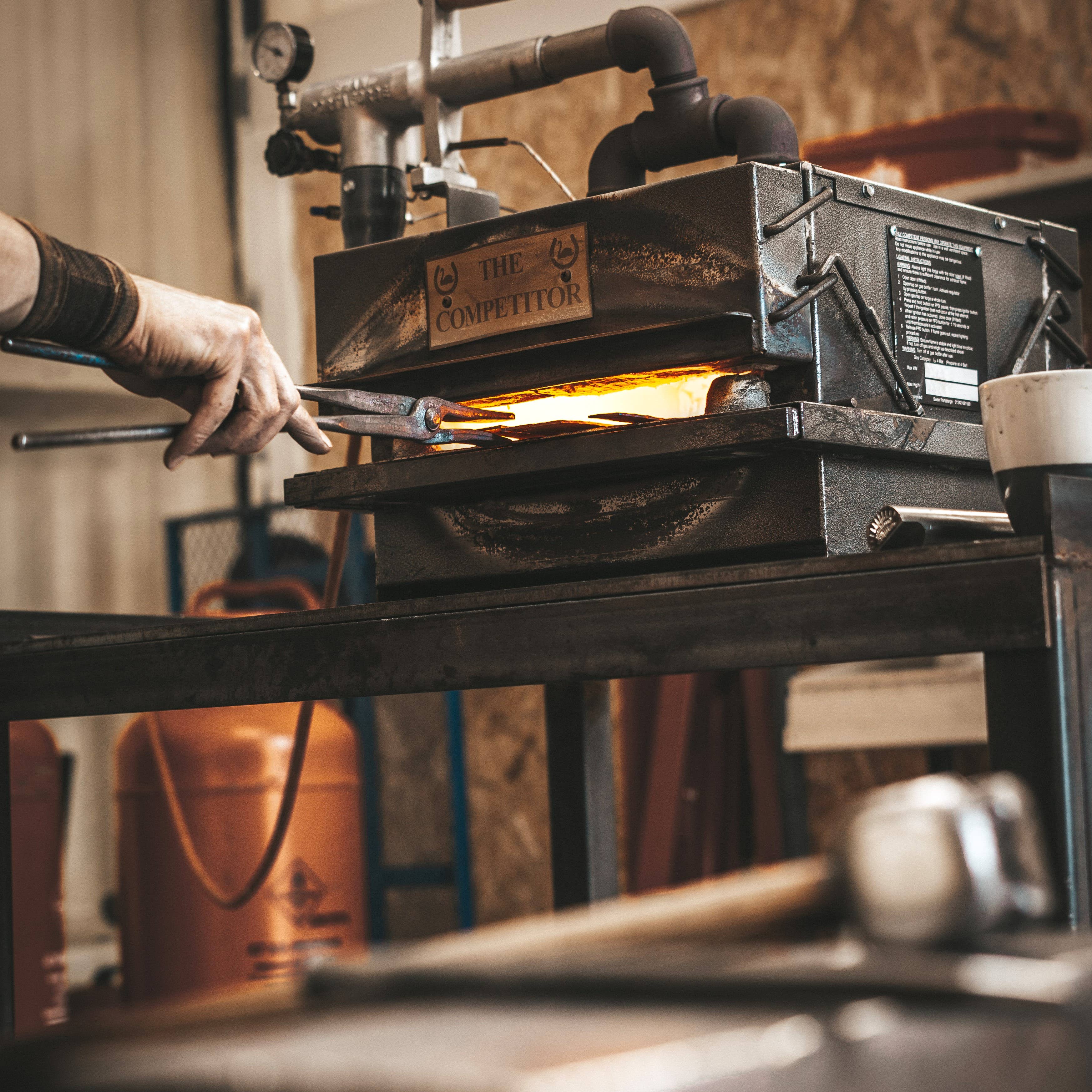 Coach House Forge – wholesale Candle holder – Retro Tall Candlesticks7