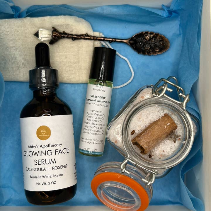 Abby's Apothecary - Wholesale Bath & Body Set - Yuletide Bliss Holiday Gift Box0